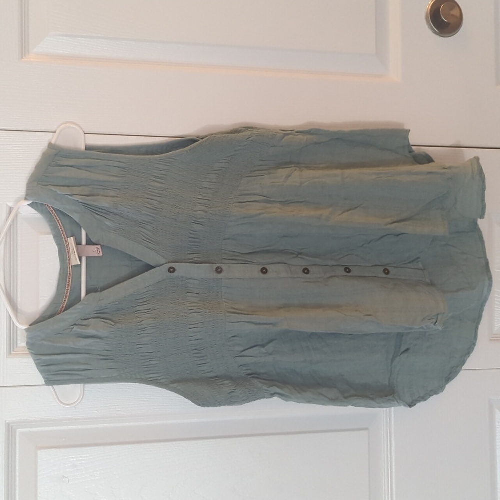 Sleeveless Top